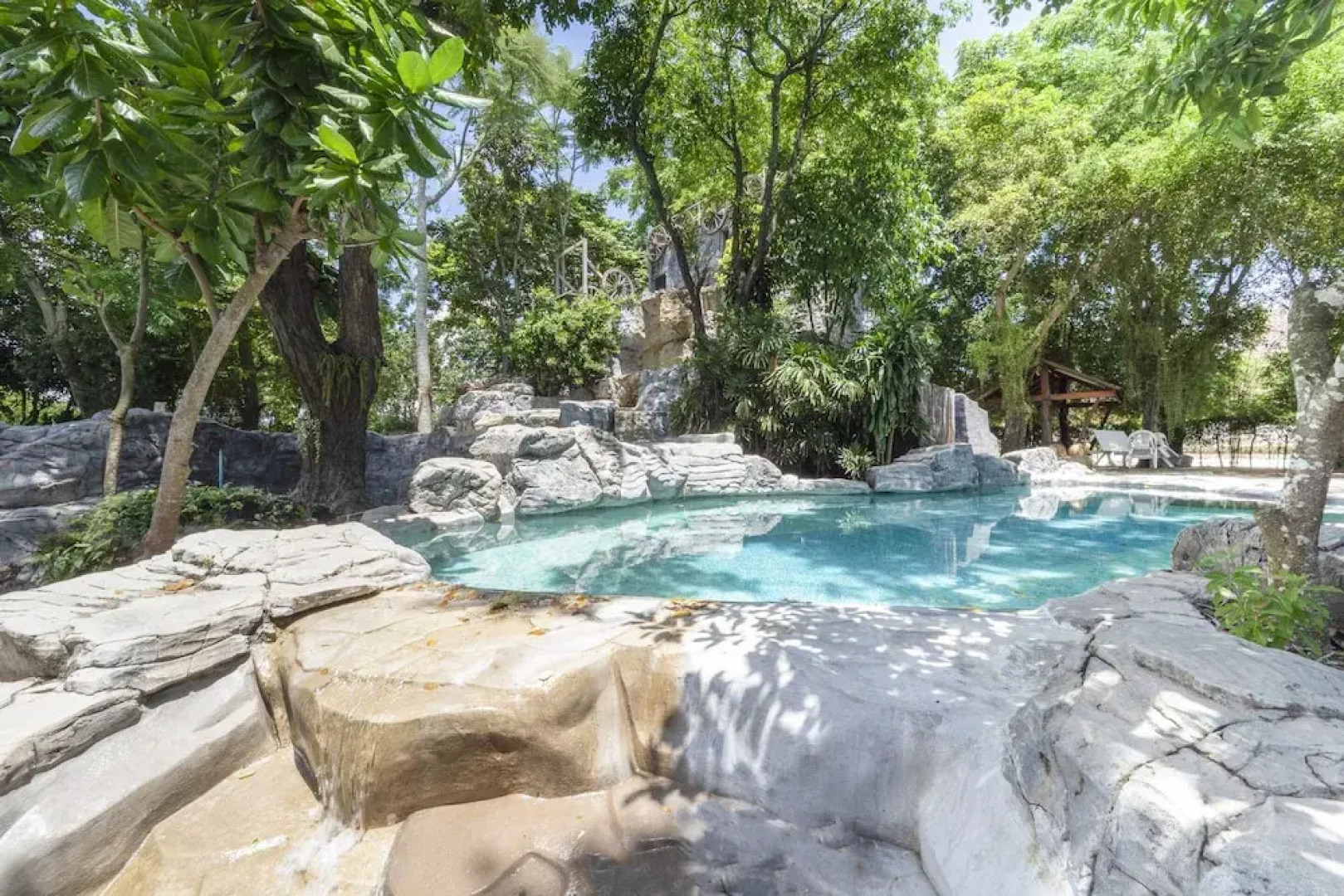 Saksaitarn Resort by OYO Rooms