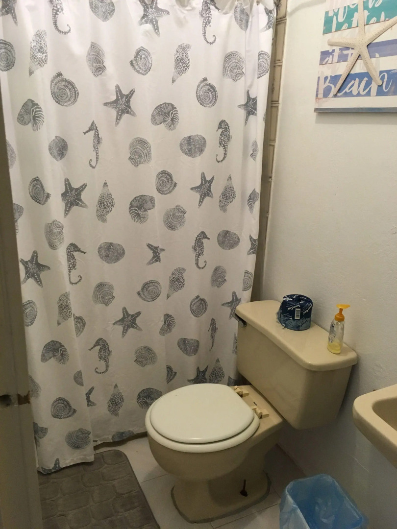 Coastal Express Inn & Suites #1 at 681 Ocean Drive