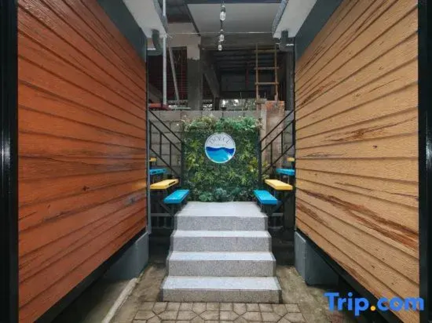 RedDoorz @ Dolce Cabanas Beach Resort