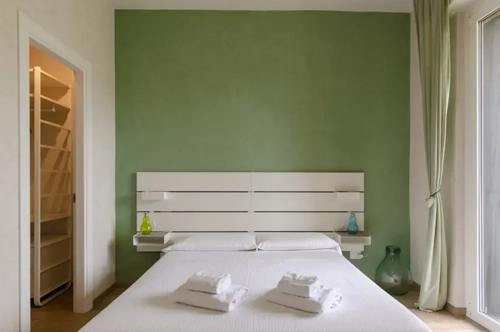 JOIVY Chic Chiavari Apt With 2 Spacious Terraces