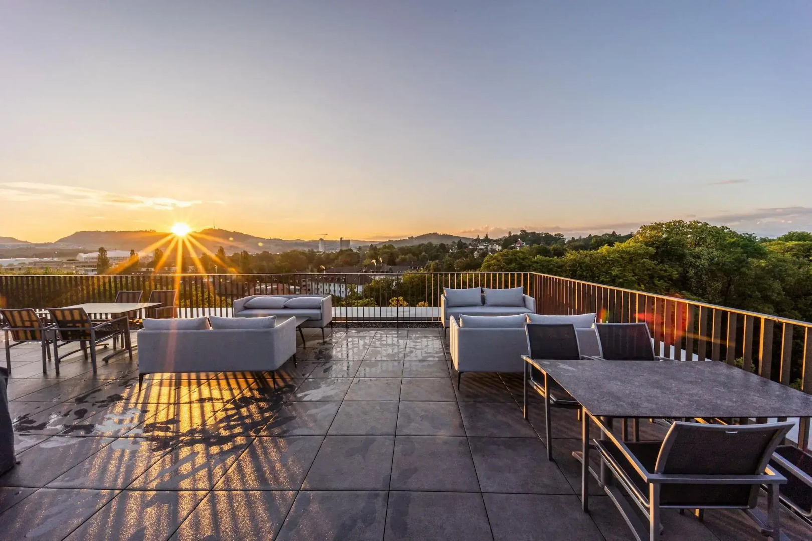 Prize by Radisson, Bern City