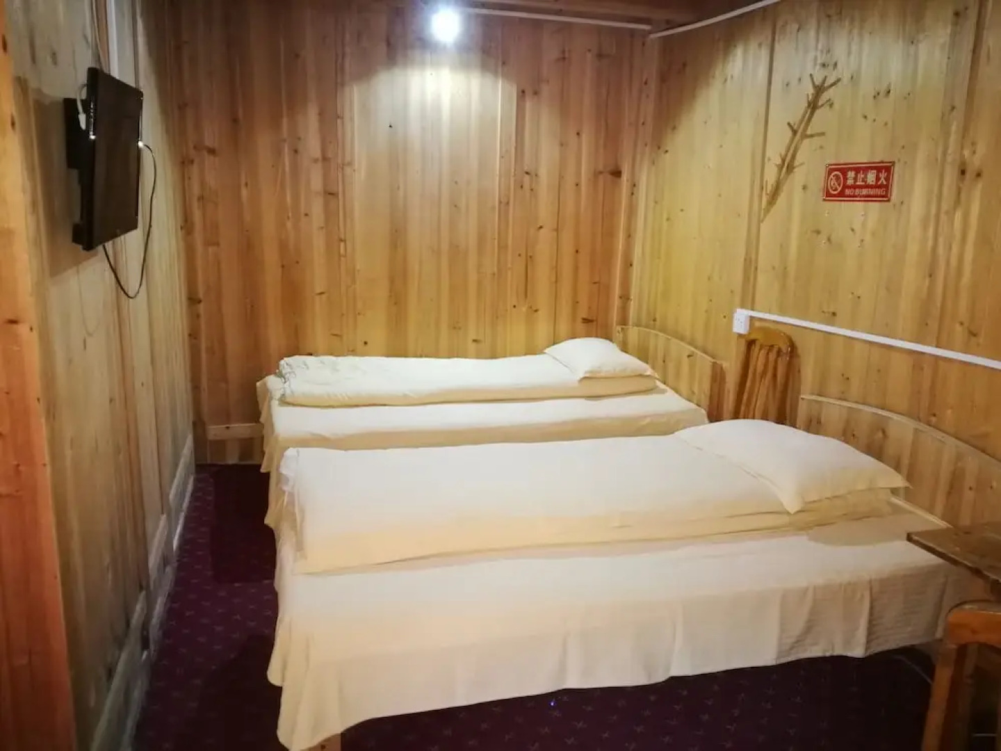 Spring Orchid Youth Hotel