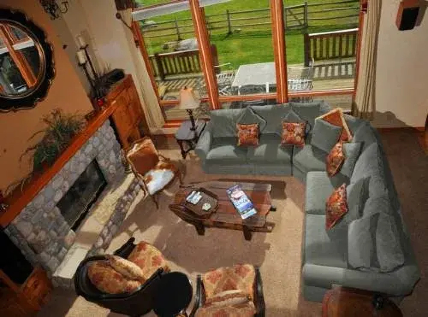 Lionsridge Loop Residence