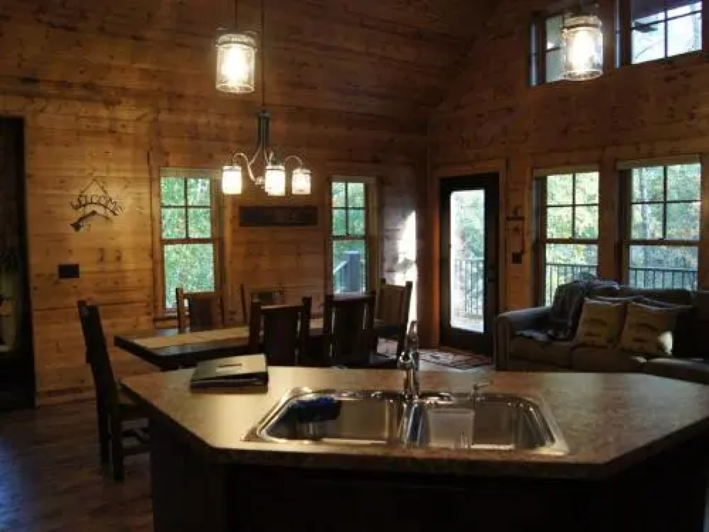 Crosslake Treetop Village