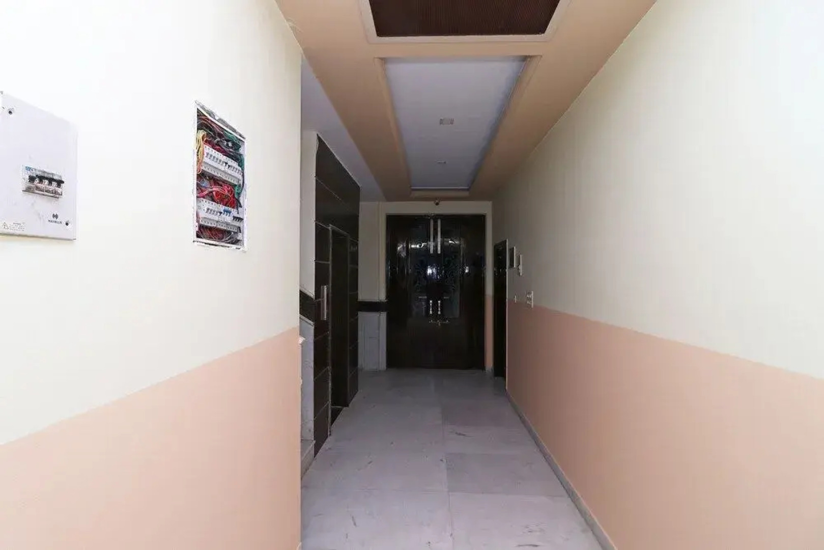 Oyo 30740 Hotel Gurudham Vrindavan