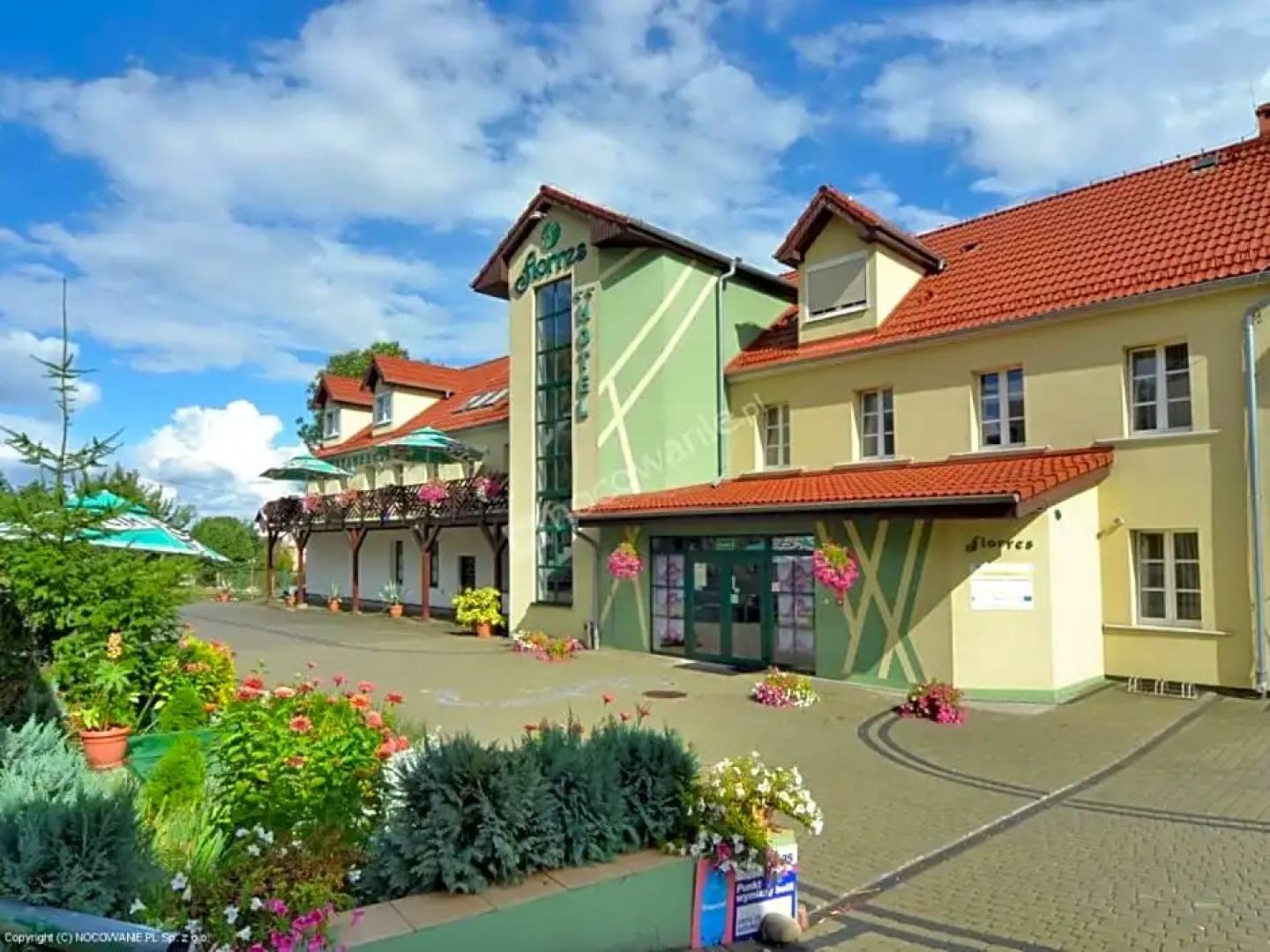 Centrum Restauracyjno-Hotelowe Florres