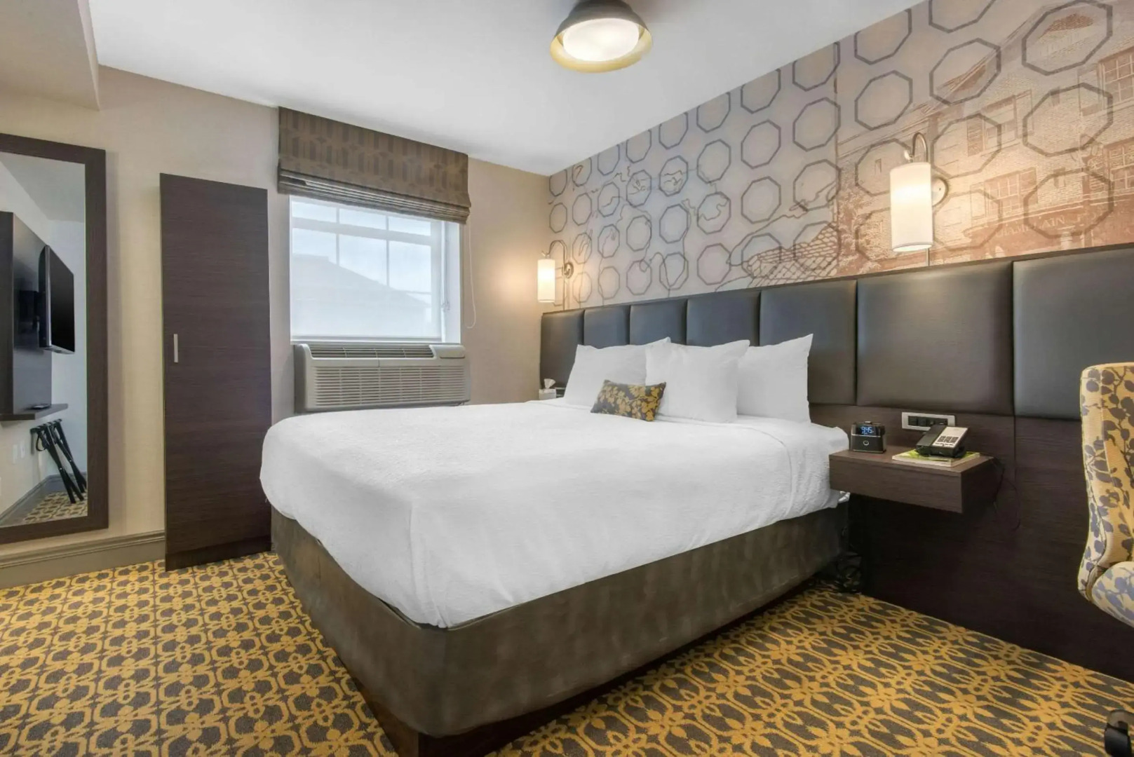 The Champlain Waterfront Hotel, an Ascend Collection Hotel