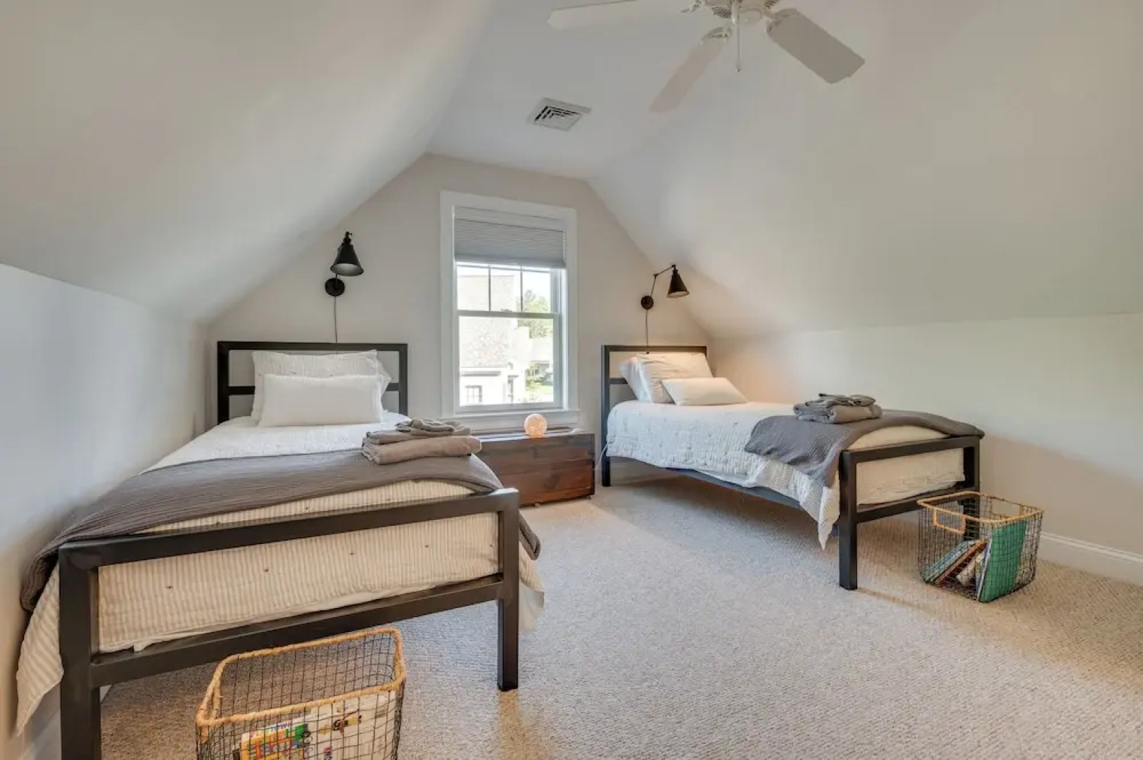 Stylish Arundel Cottage, 6 Mi to Dock Square!