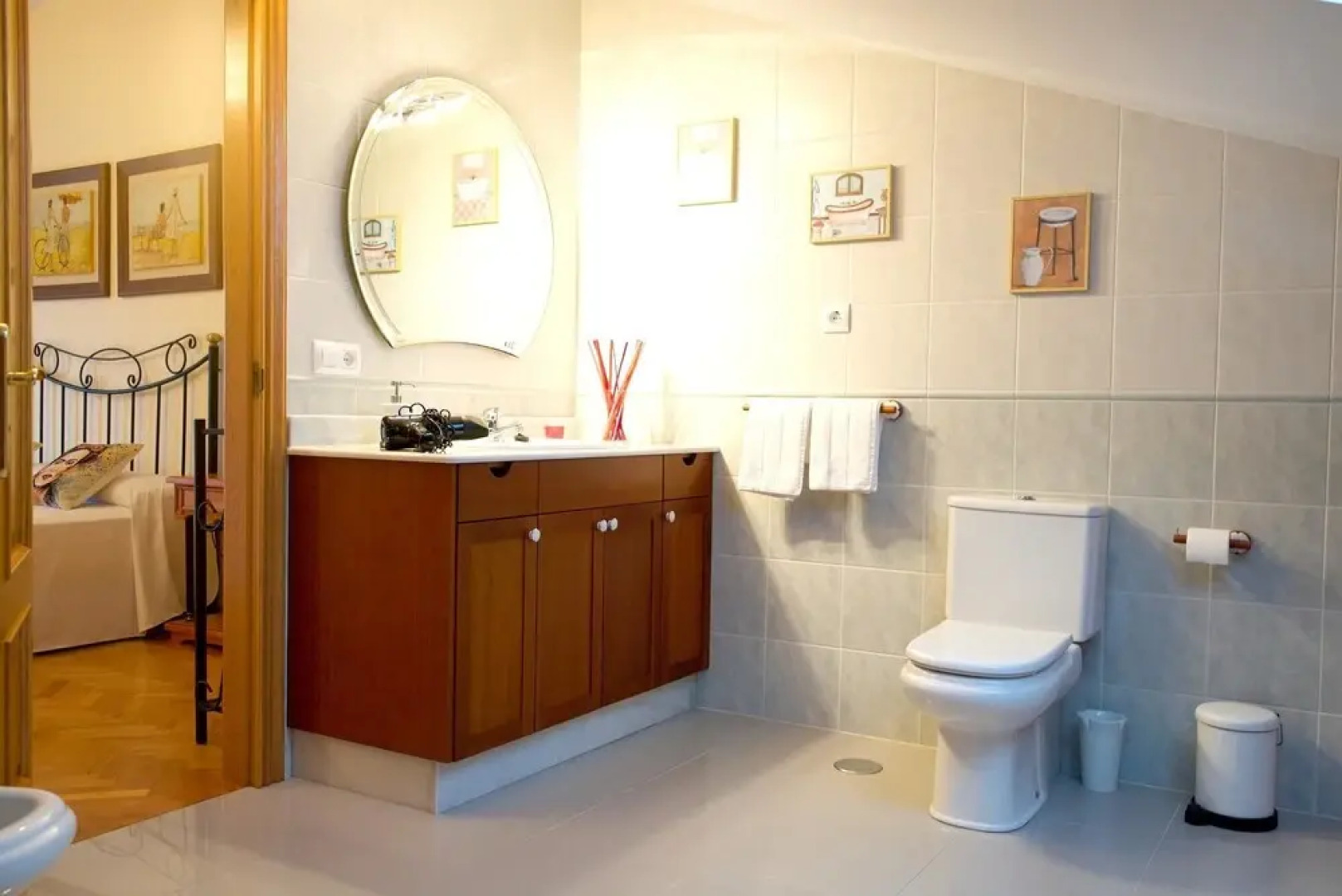 House With 3 Bedrooms in Miño, With Wonderful sea View, Pool Access an