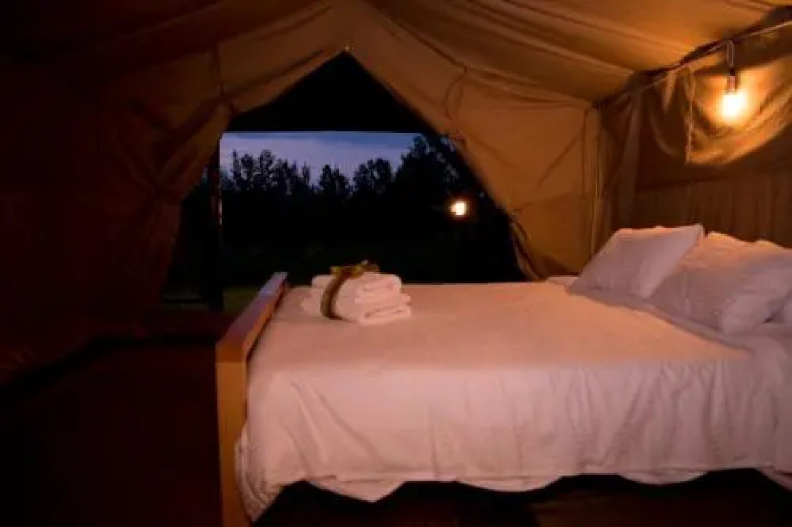 Elementaita Bandas Retreat and Resort