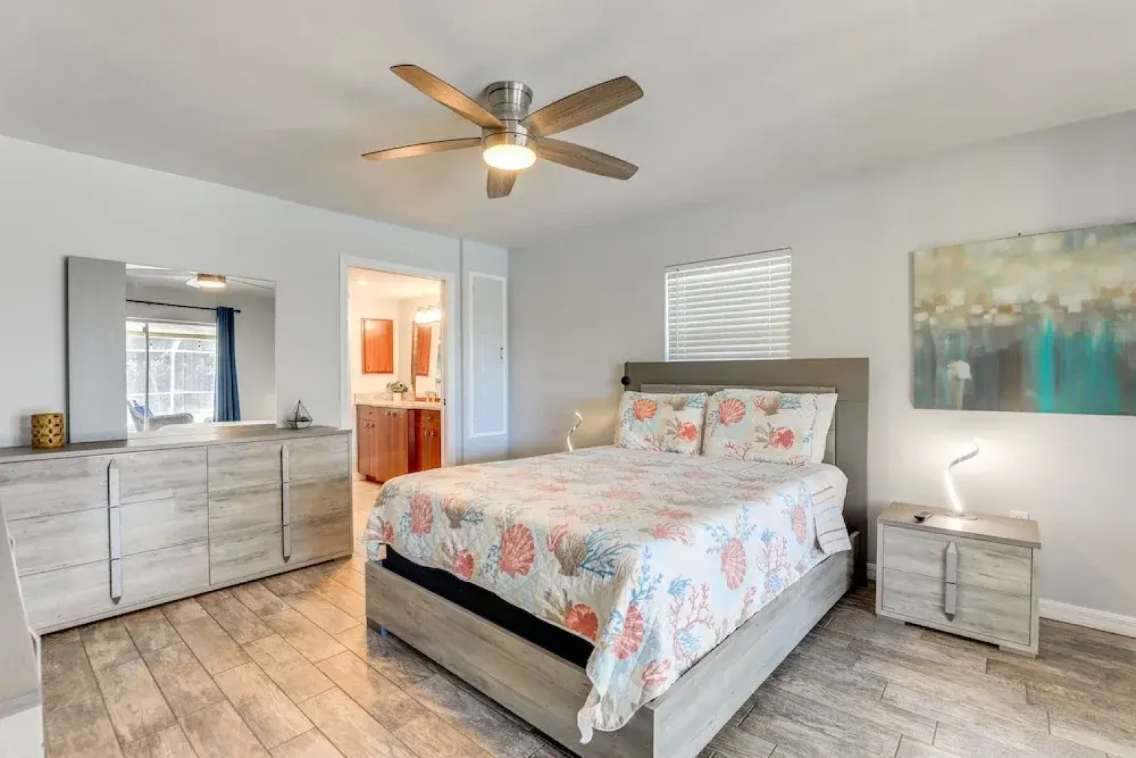 Sarasota Home w/ Heated Pool: 3 Mi to Airport!