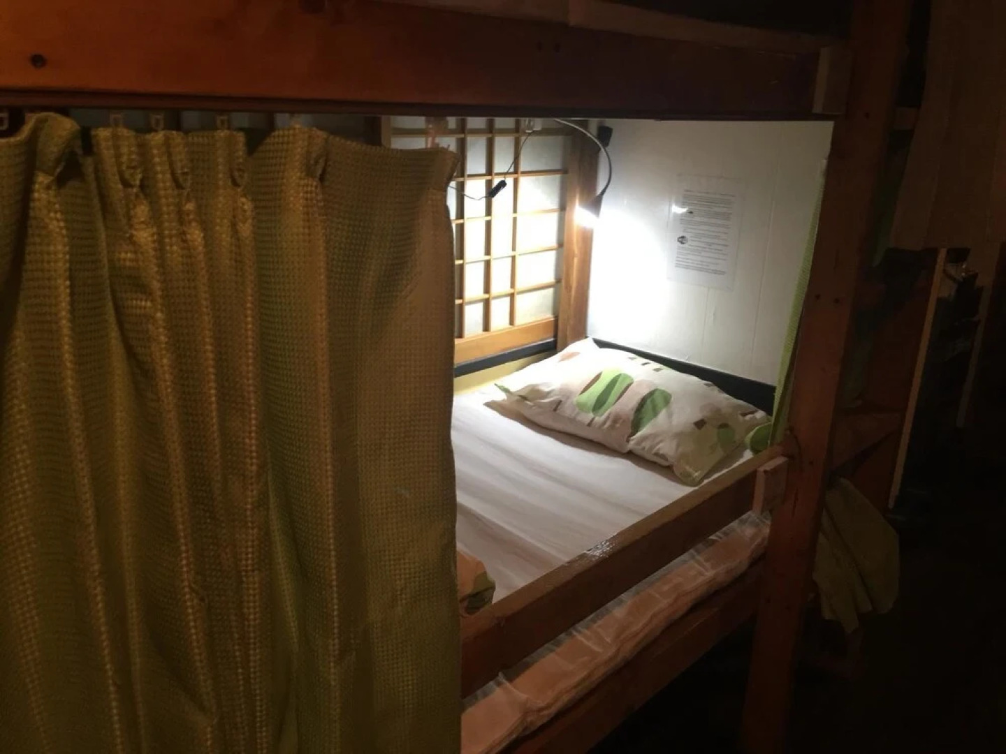 ZAMAMIA International Guesthouse - Hostel