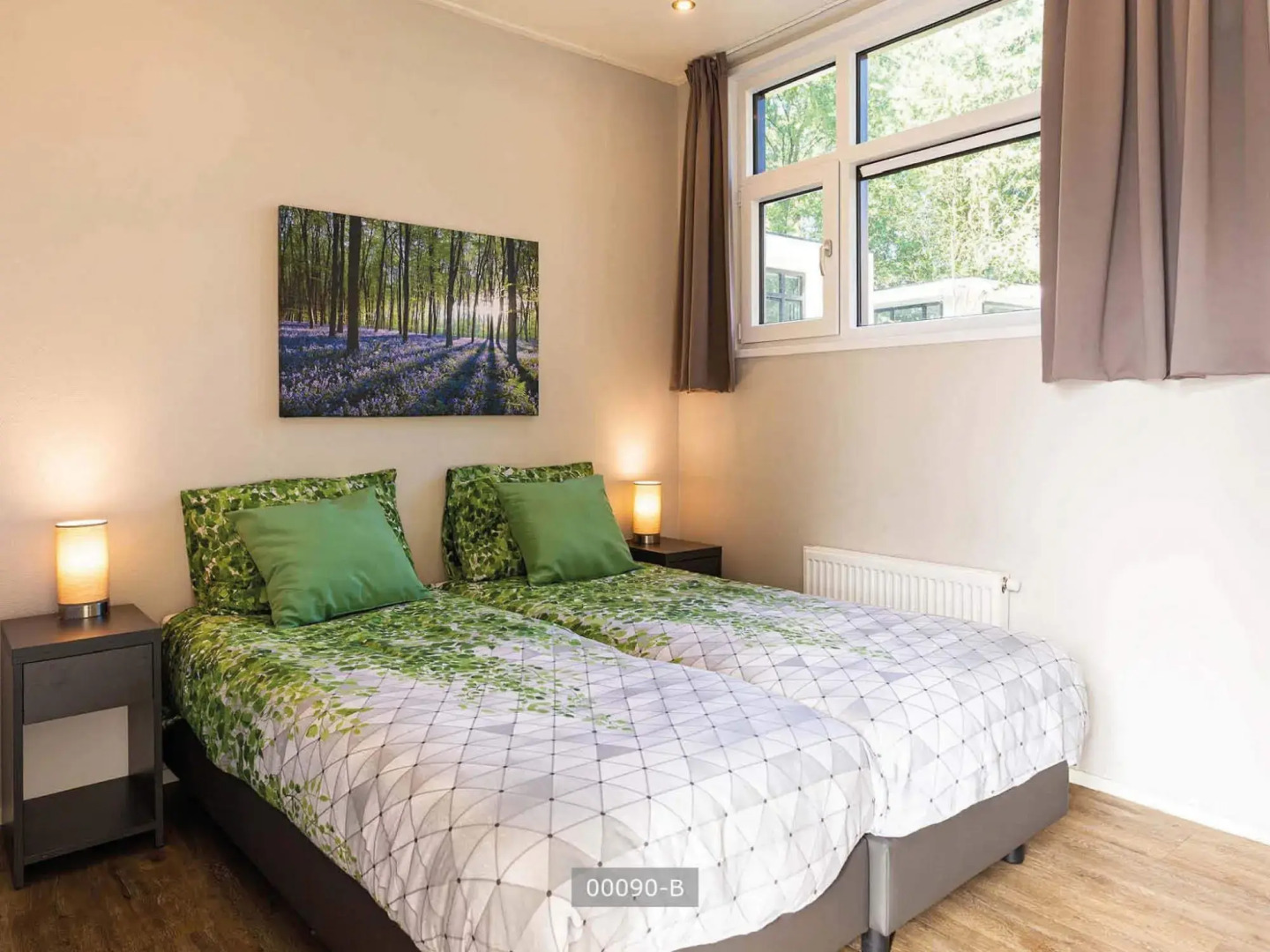 Nice chalet with a sauna and spa, in a holiday park located near the Veluwe