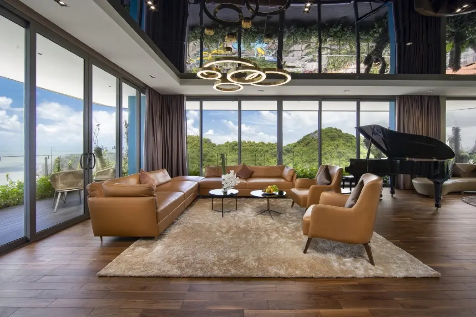 Курортный отель Flamingo Premium Cat Ba Beach Resort