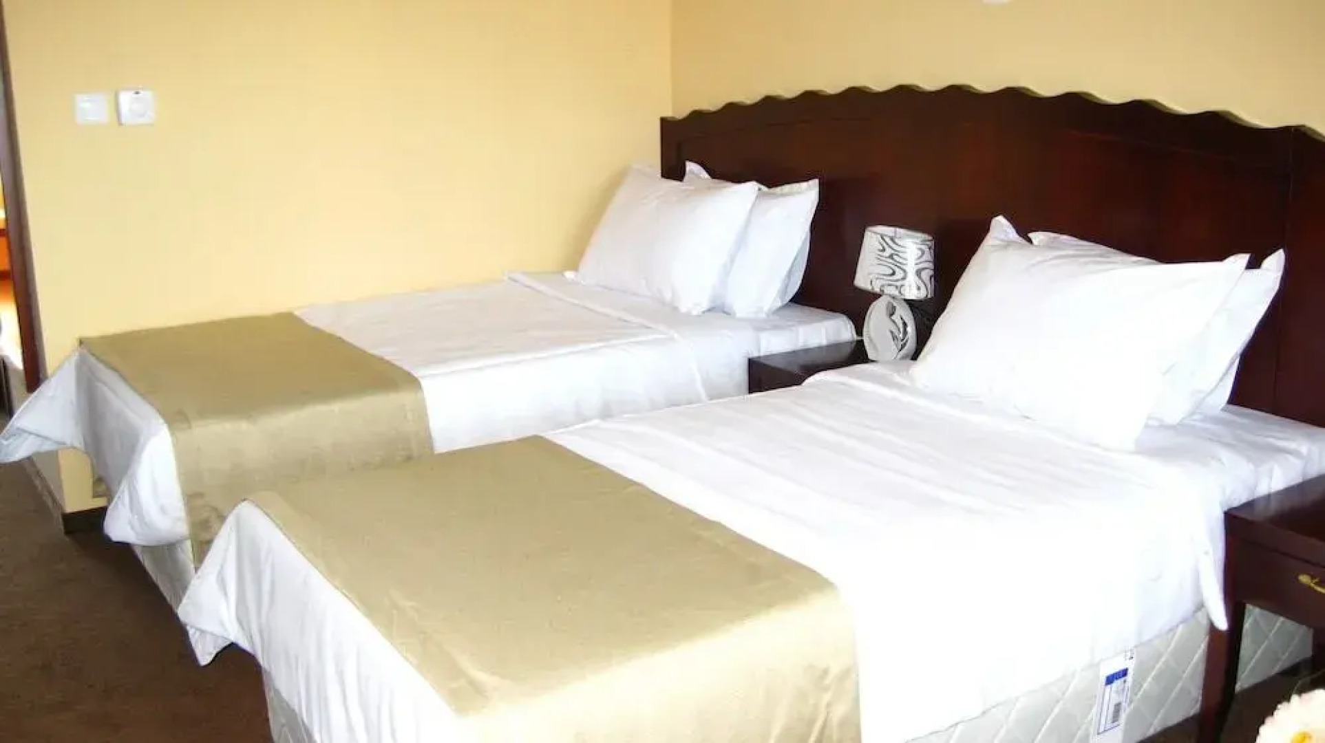 The Vineyards Resort