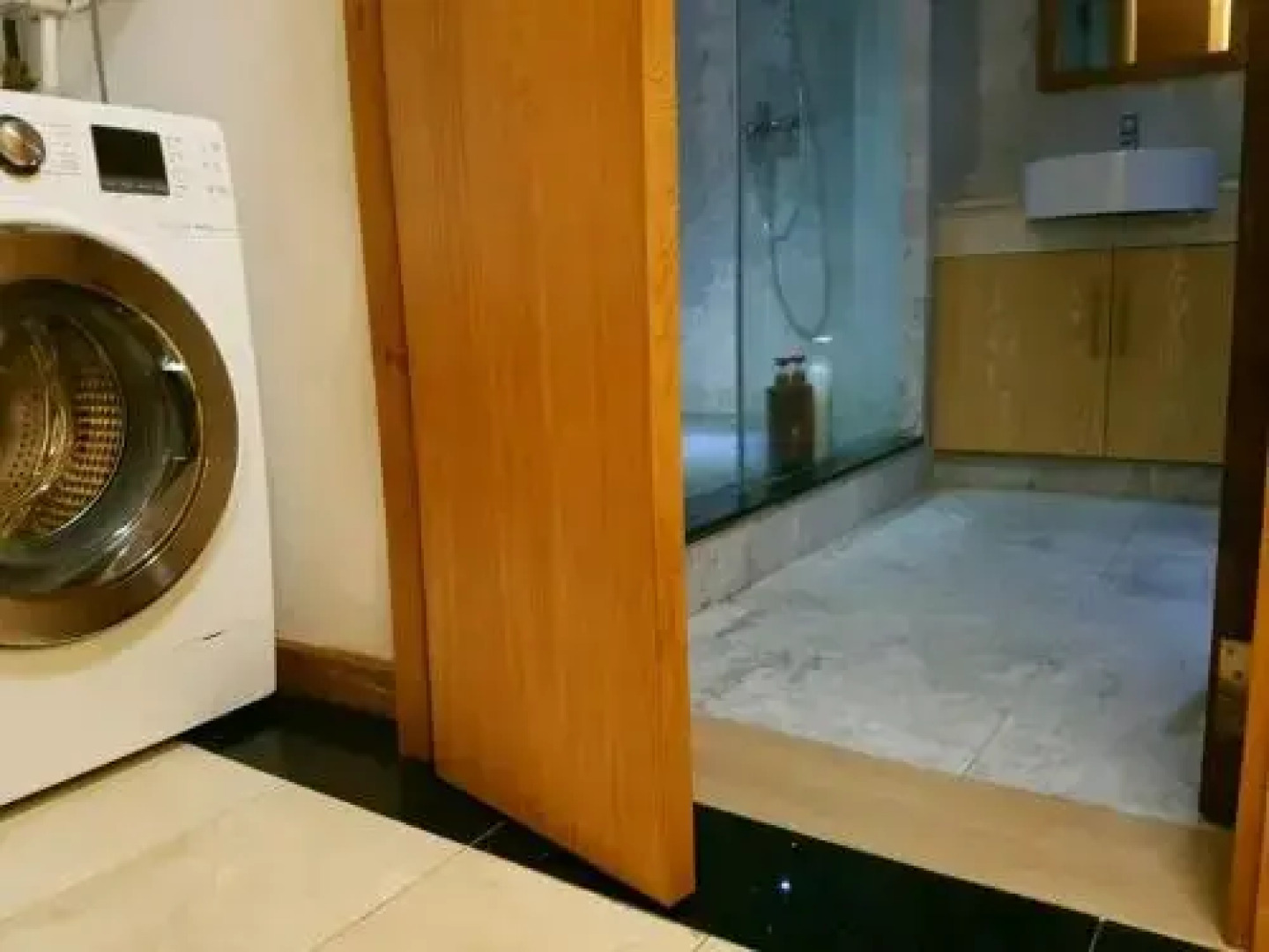 Sea & City View Luxury Apartment