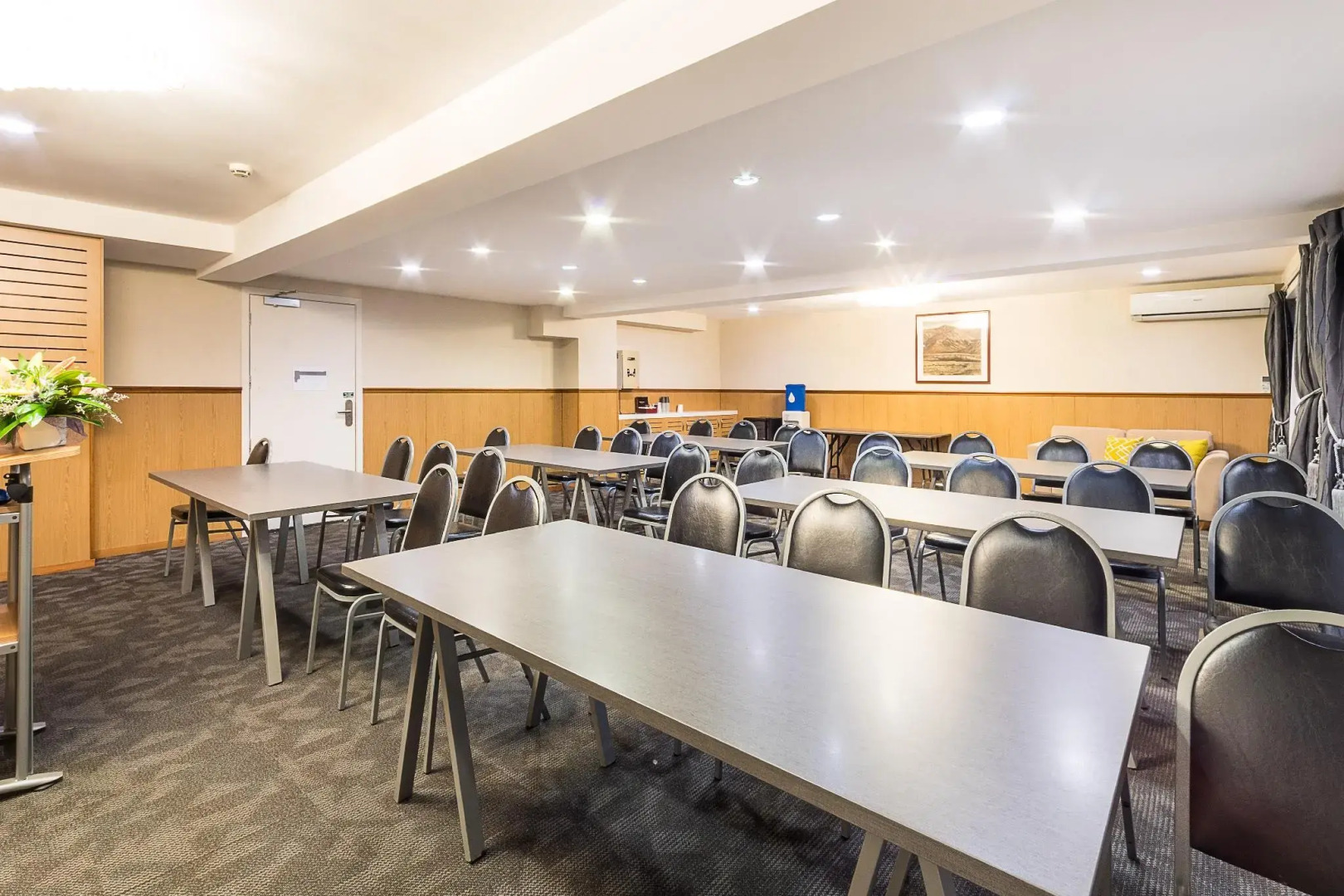 Best Western Newmarket Inn & Suites