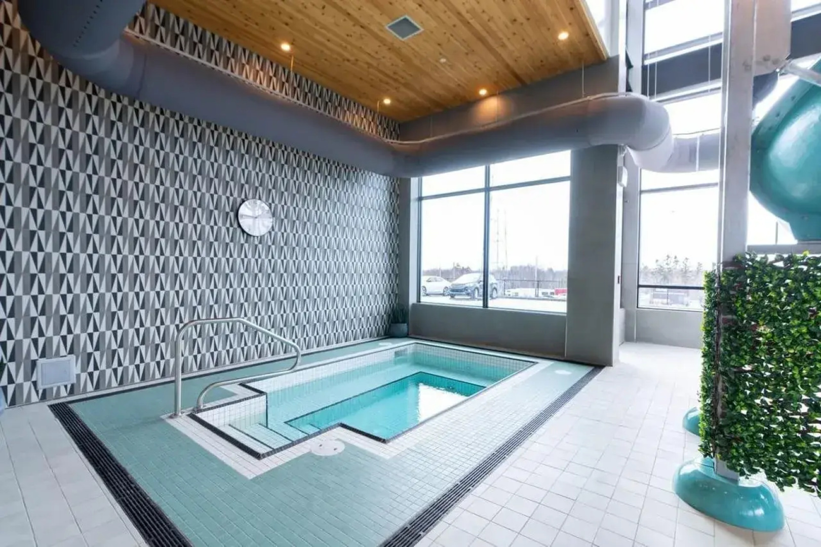 Sandman Signature Dartmouth Hotel & Suites