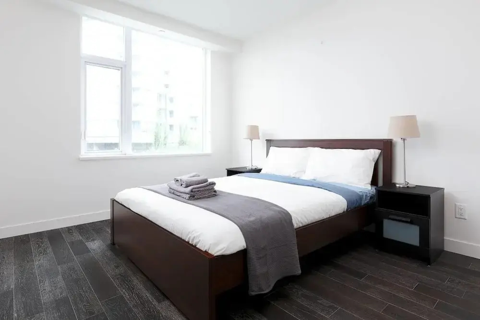 Modern Bright Townhome in Richmond