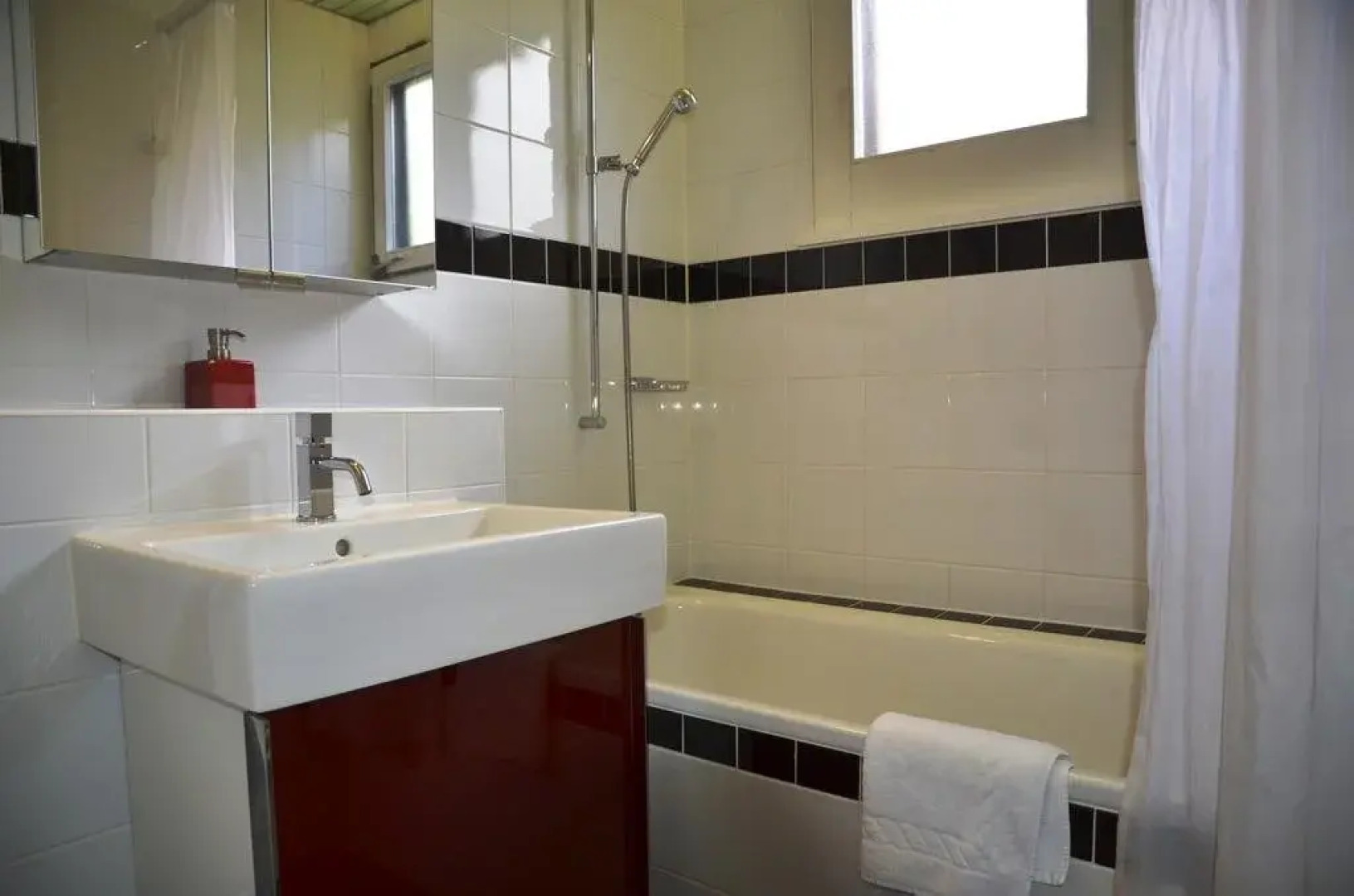 Apartment Adele 4.5 - GriwaRent AG