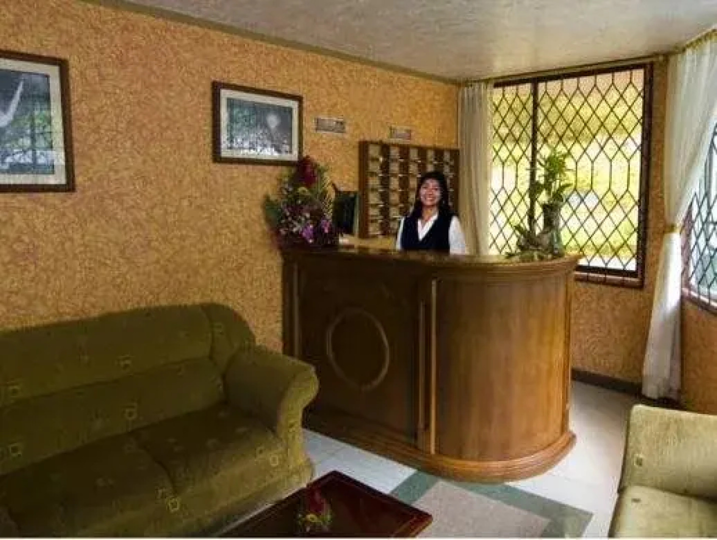 Puerta del Sol Hotel