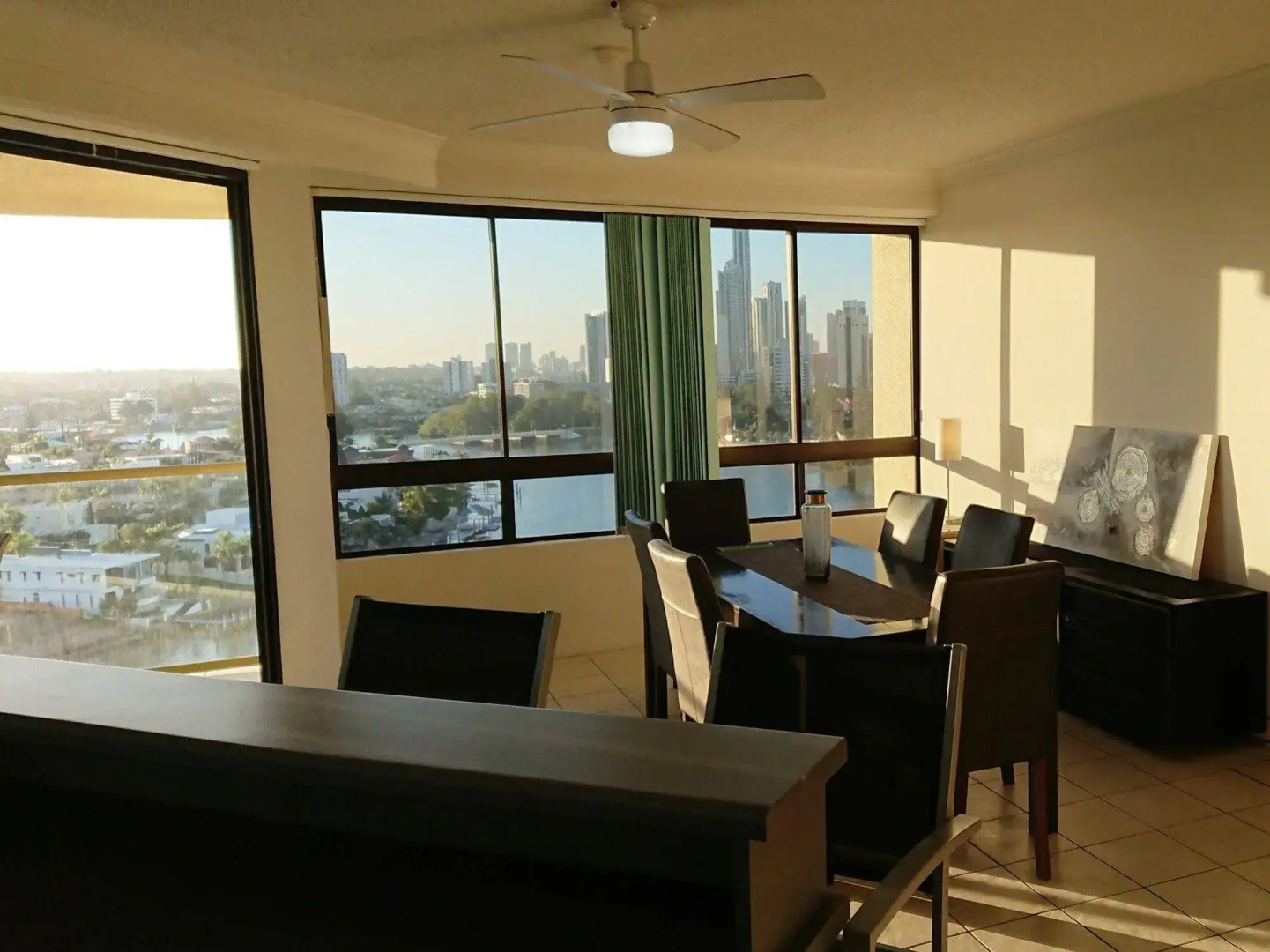 Surfers Hawaiian Apartments