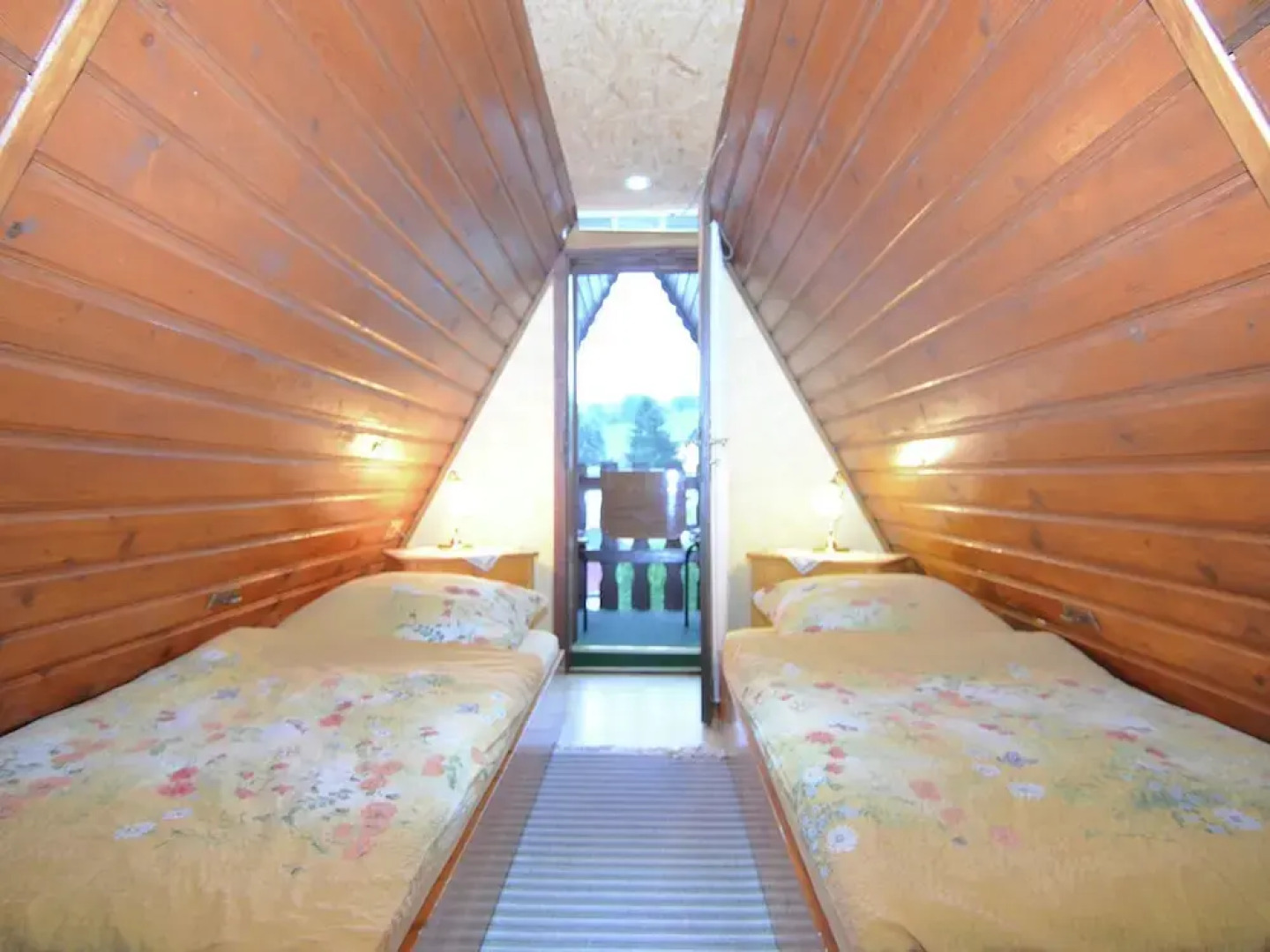 Luxurious Holiday Home With Patio, Terrace, Garden, Barbecue