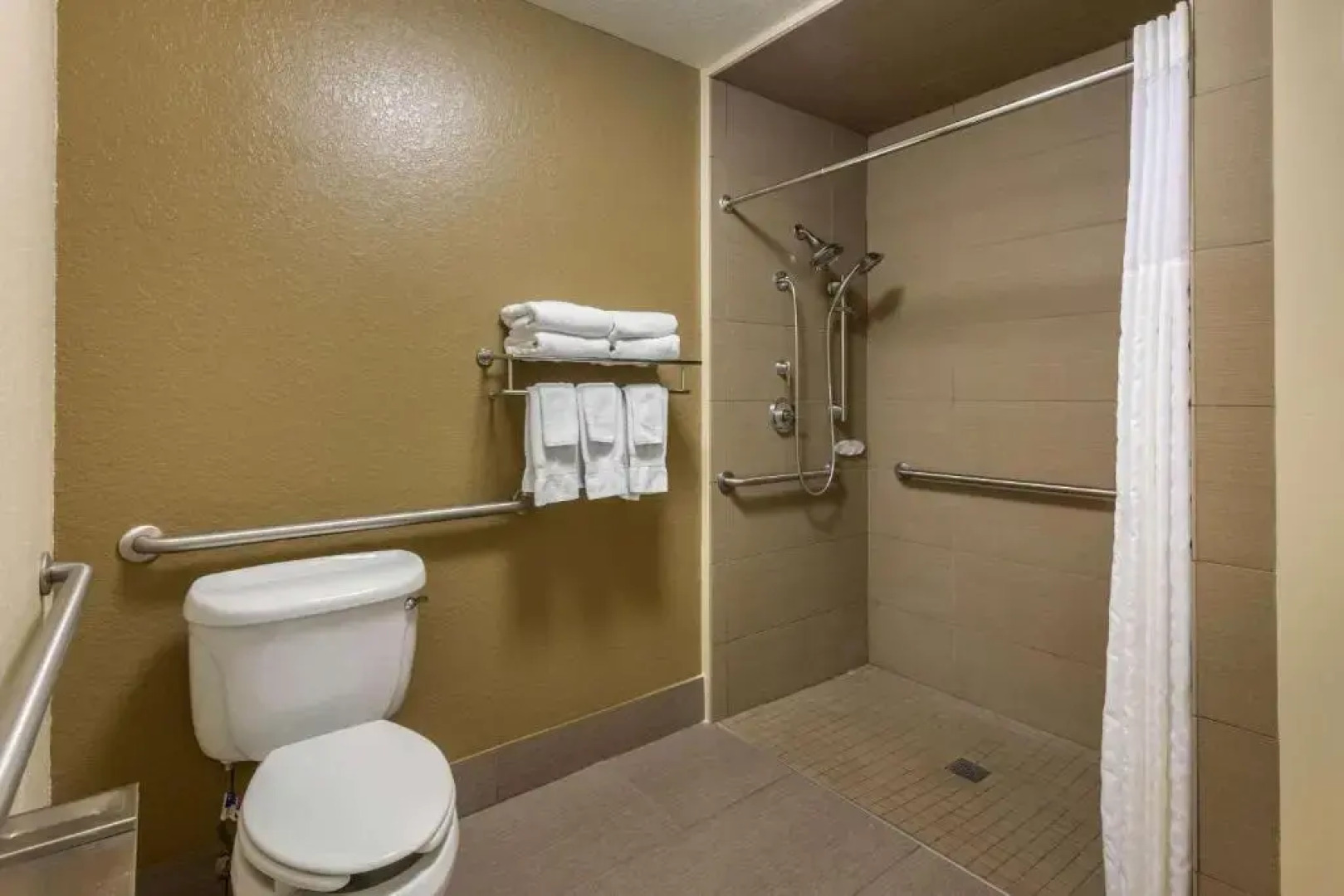 Comfort Suites Lady Lake - The Villages
