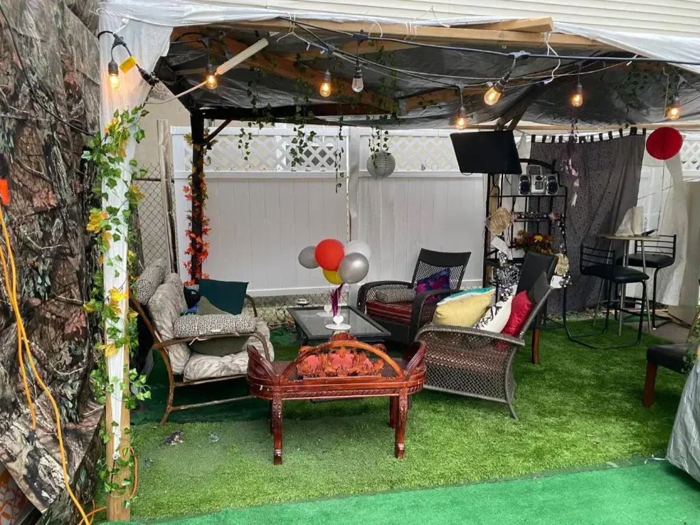 Nice 2 bedroom Apt With Patio