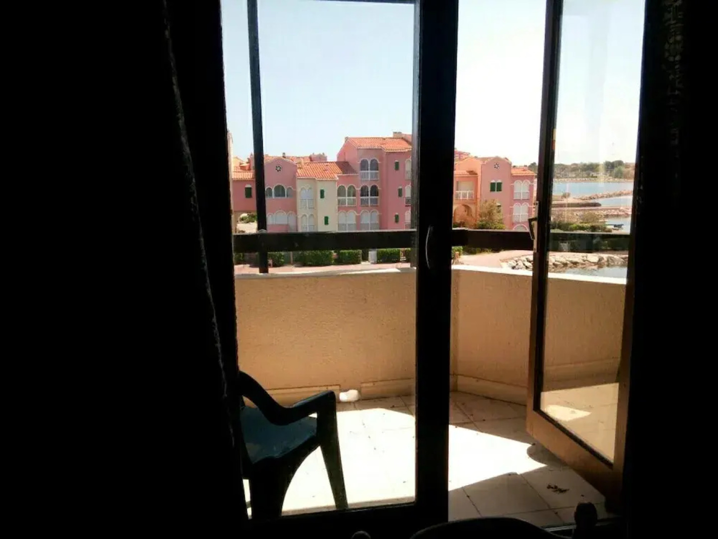 Apartment with 2 Bedrooms in Le Barcarès, with Wonderful Mountain View, Shared Pool And Furnished Terrace - 2 Km From the Beach