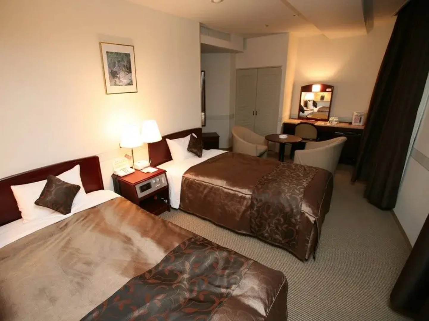 Andiamo Partenza Hotel Hashima