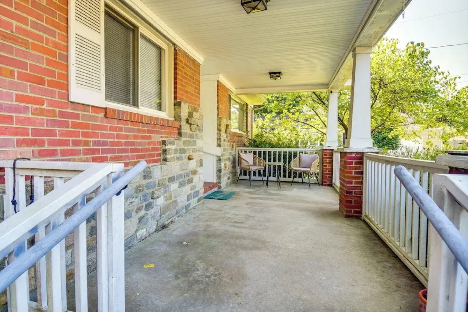 Pet-friendly Norfolk Retreat ~ 7 Mi to Beach!