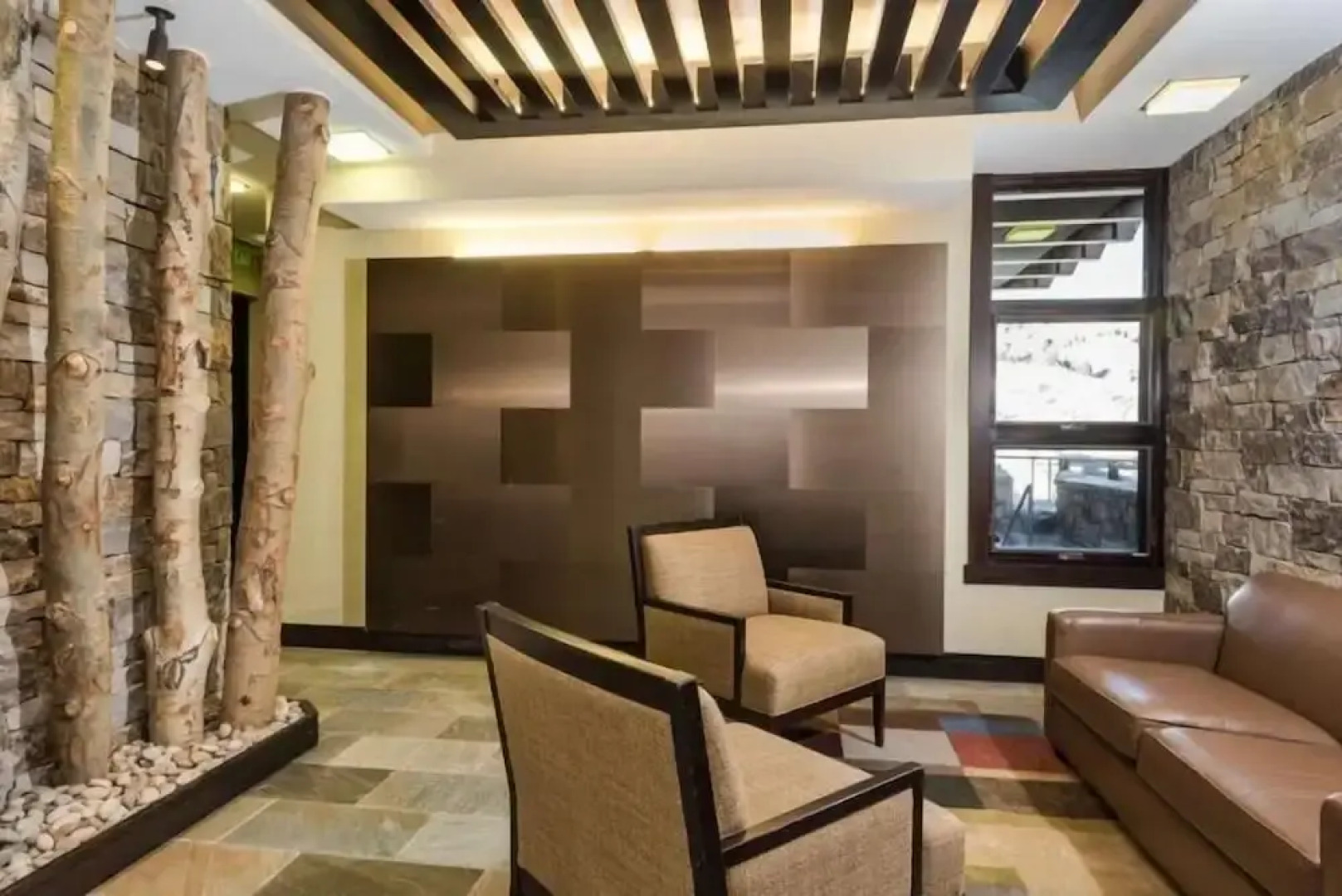 Luxury 3 Bedroom Slopeside Mountain Vacation Rental With Hot Tubs