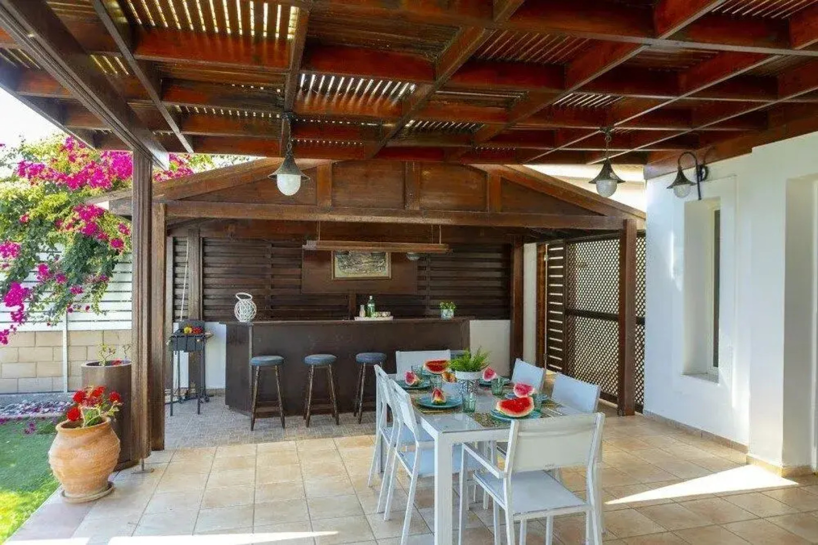 Meneou Beachfront Villa 5