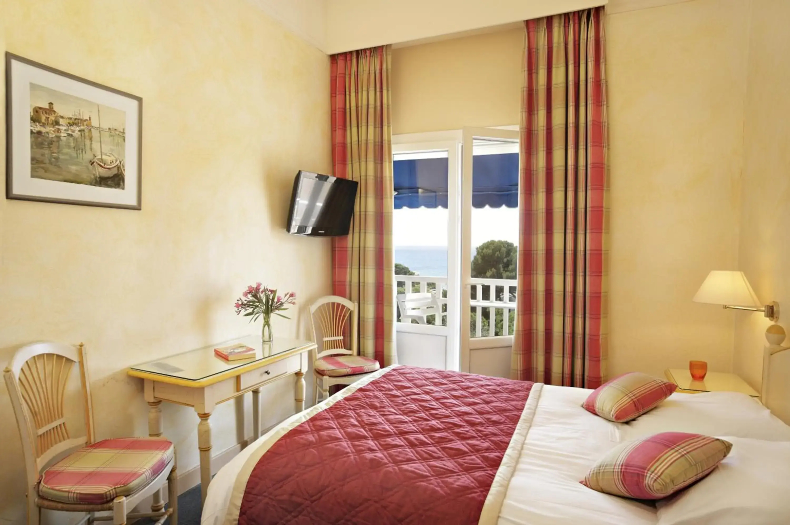 Grand Hotel Des Lecques, BW Signature Collection