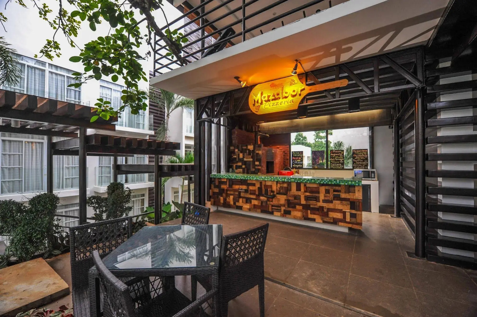 Aziza Paradise Hotel