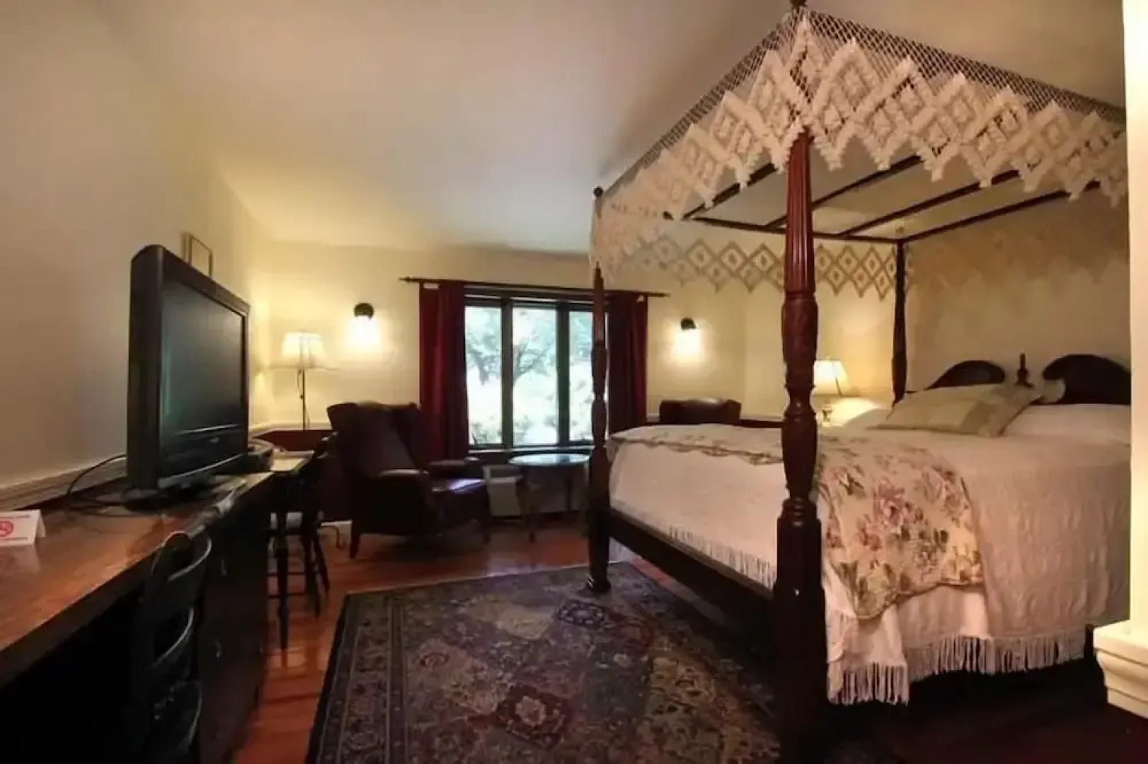 The Earl of Sandwich Motel