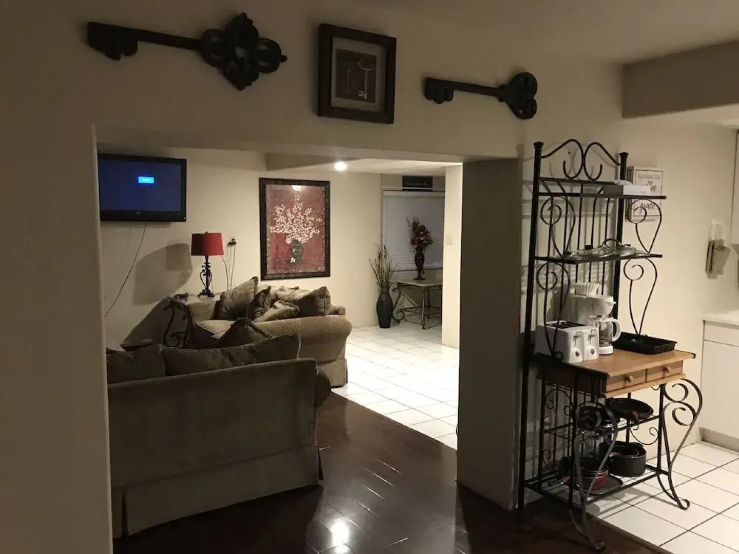 Economy Guest Village and Apartments