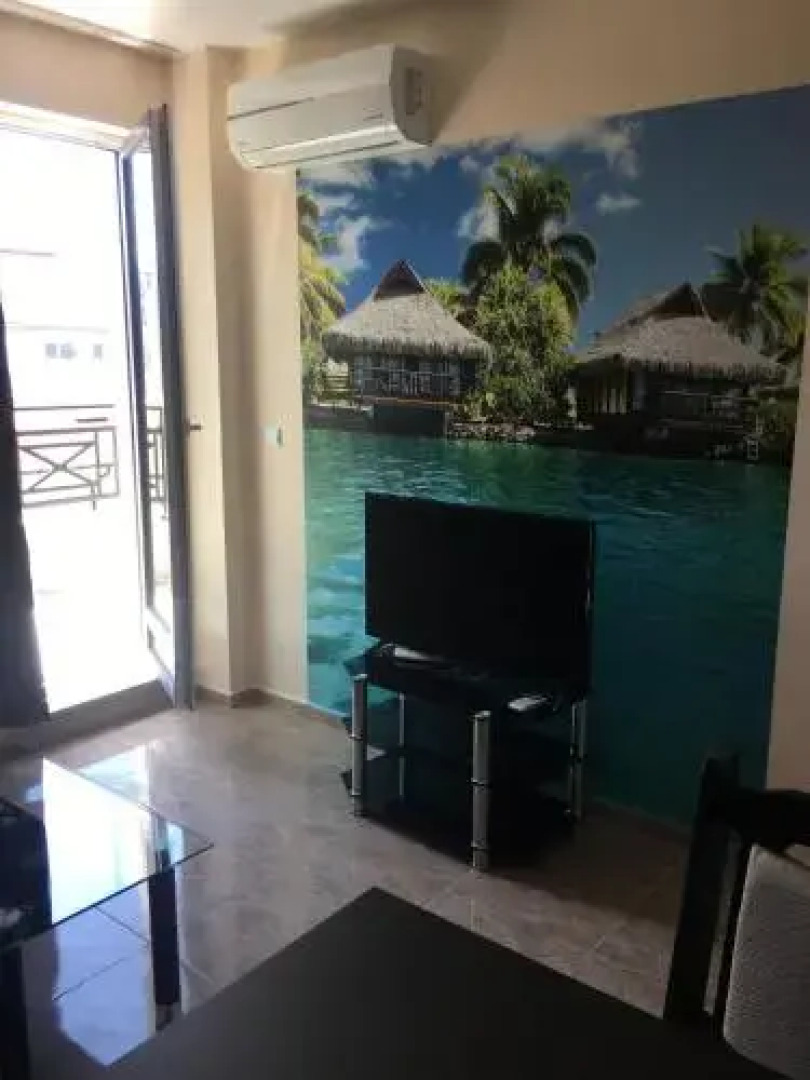 Golden Sea View Apartments