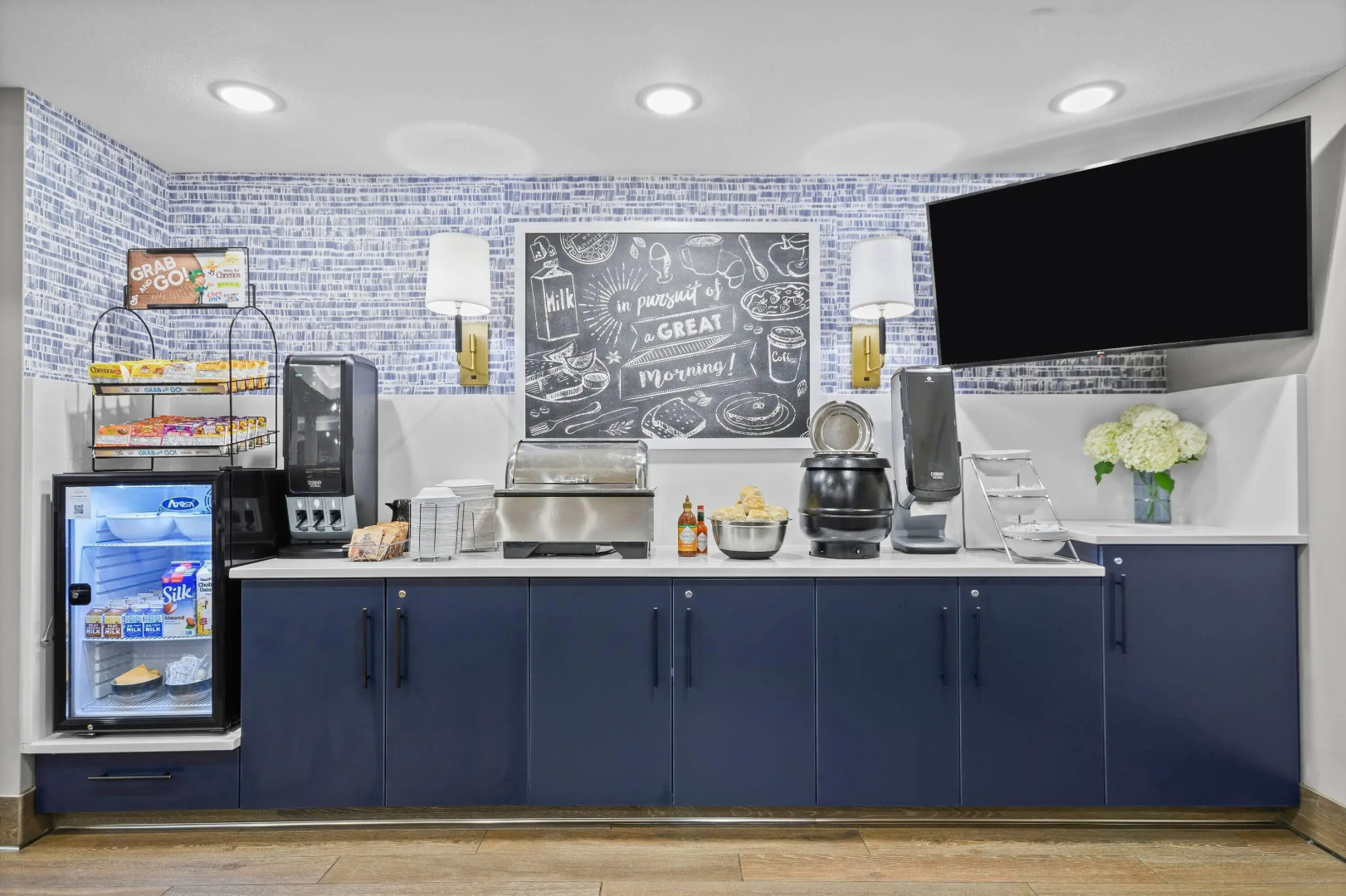 AmericInn by Wyndham International Falls