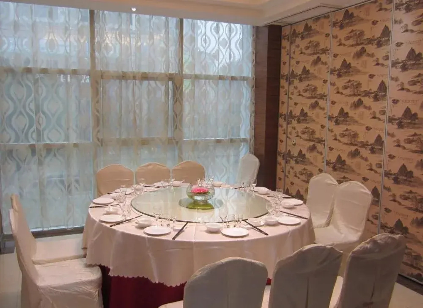 Xianning Yining Hotel