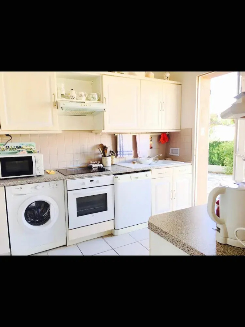 House With 2 Bedrooms in Cogolin, With Terrace - 4 km From the Beach