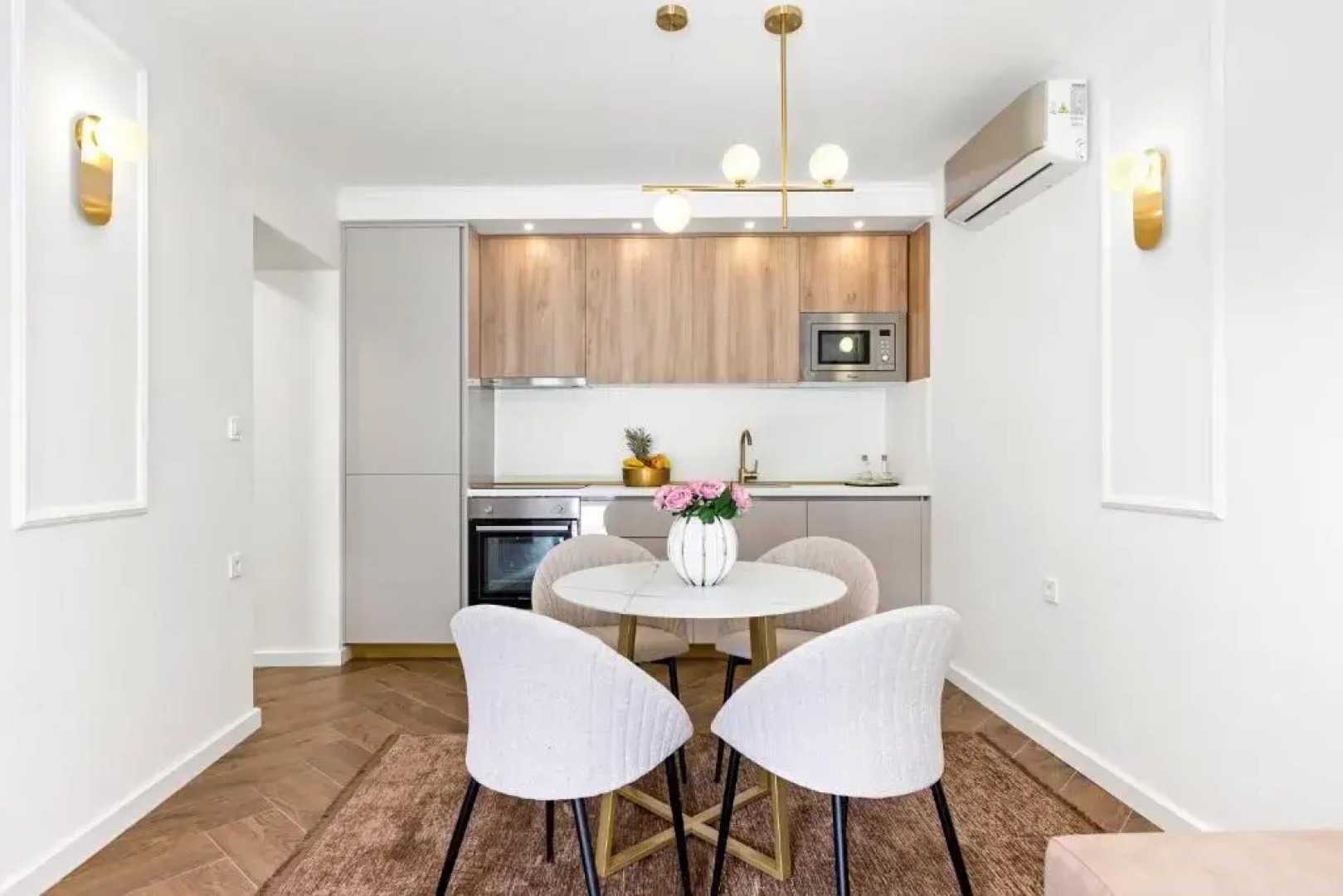 Dekaderon Lux Apartments