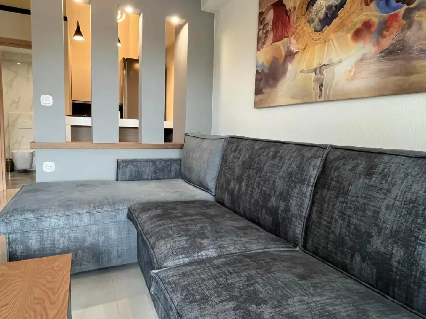 Artline Luxury Suites