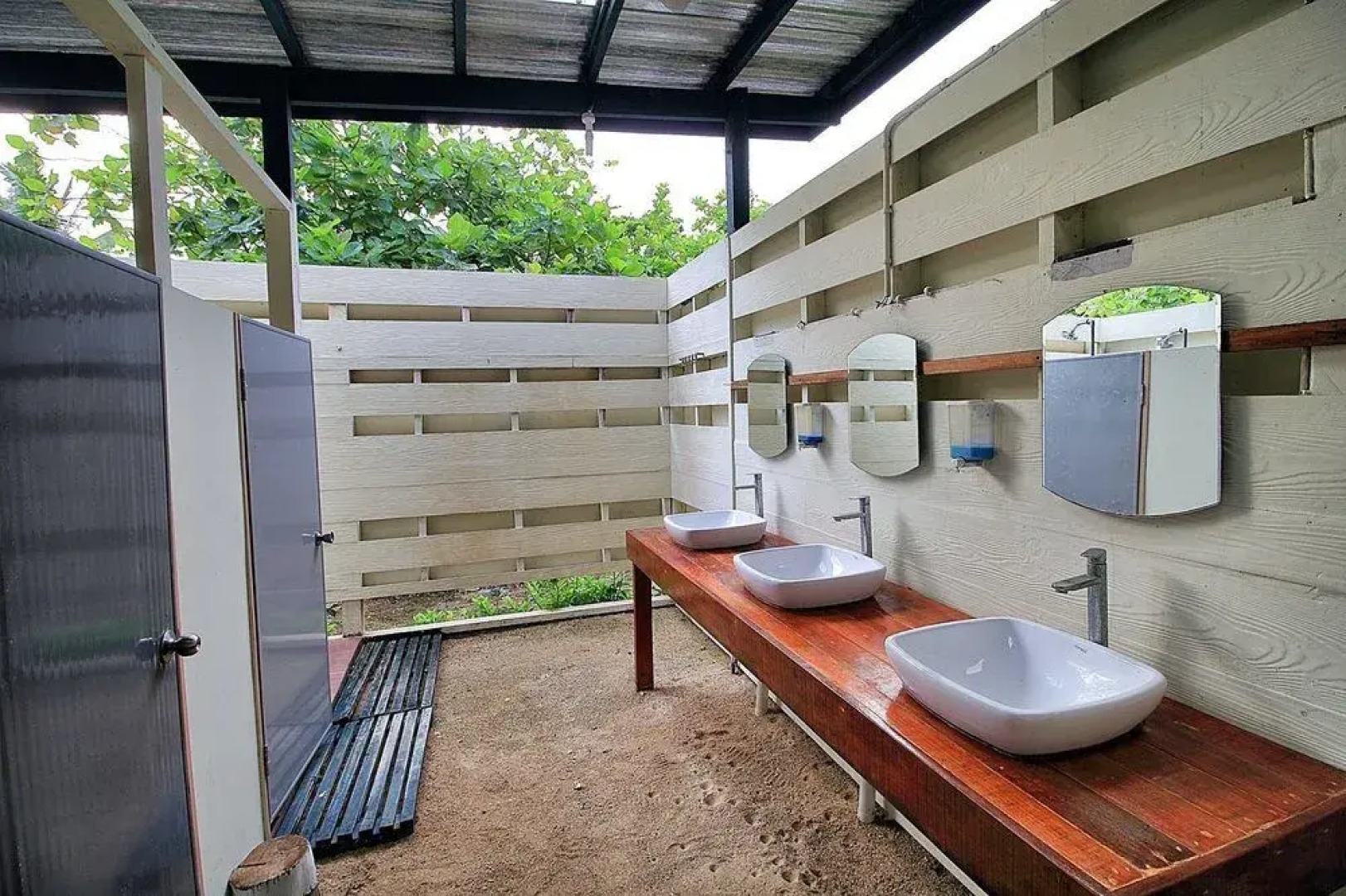 Walai Penyu Resort - Campground