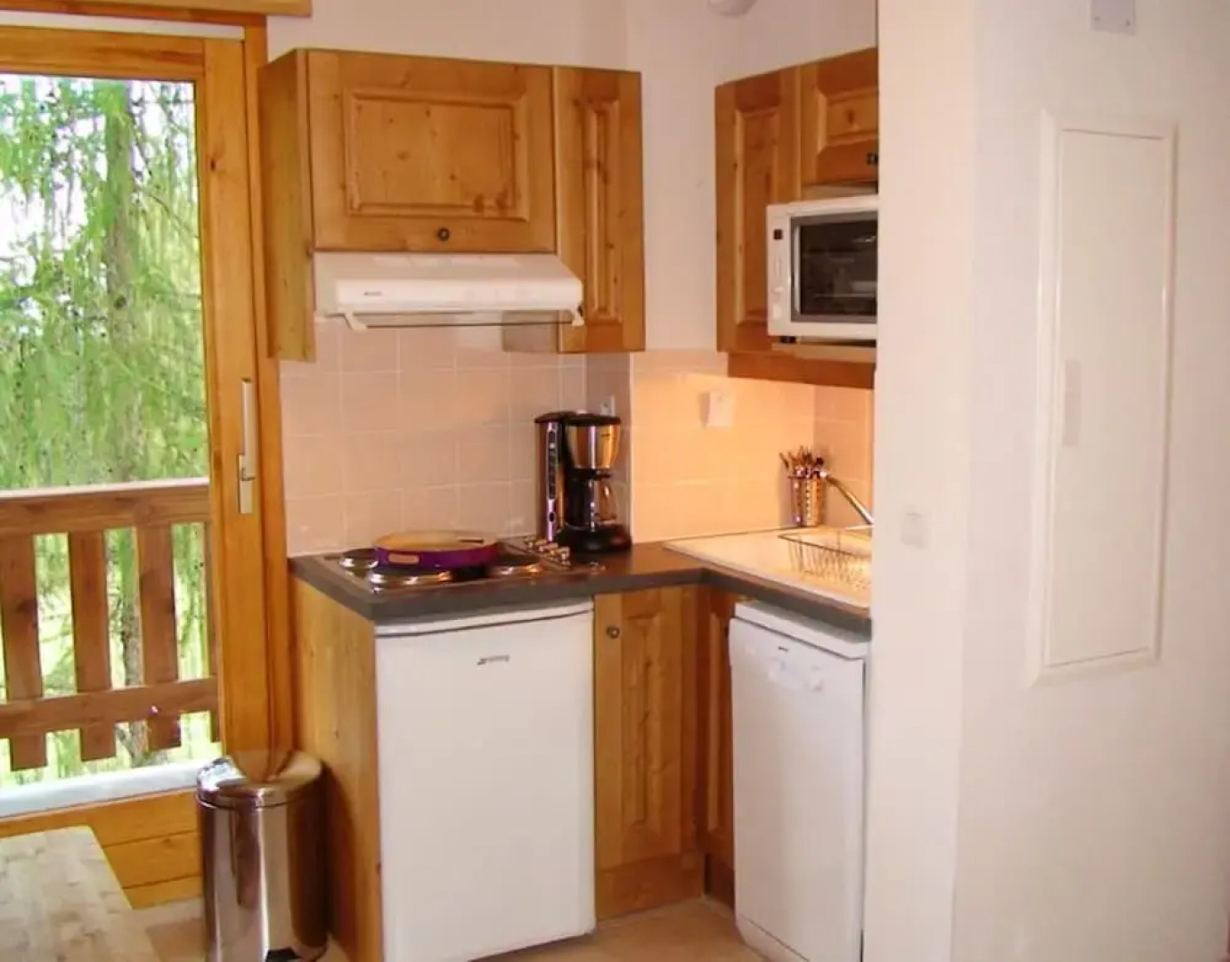 Studio in Vars, With Wonderful Mountain View and Furnished Balcony