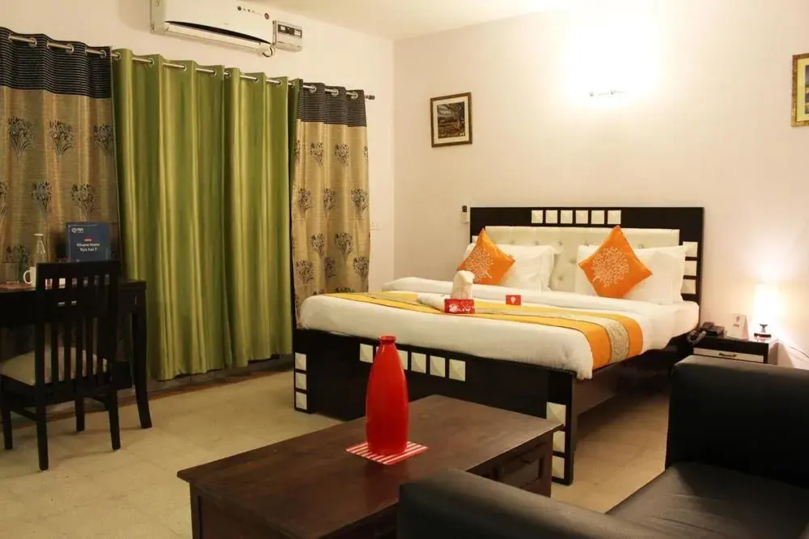 OYO Flagship Noida Golf Course