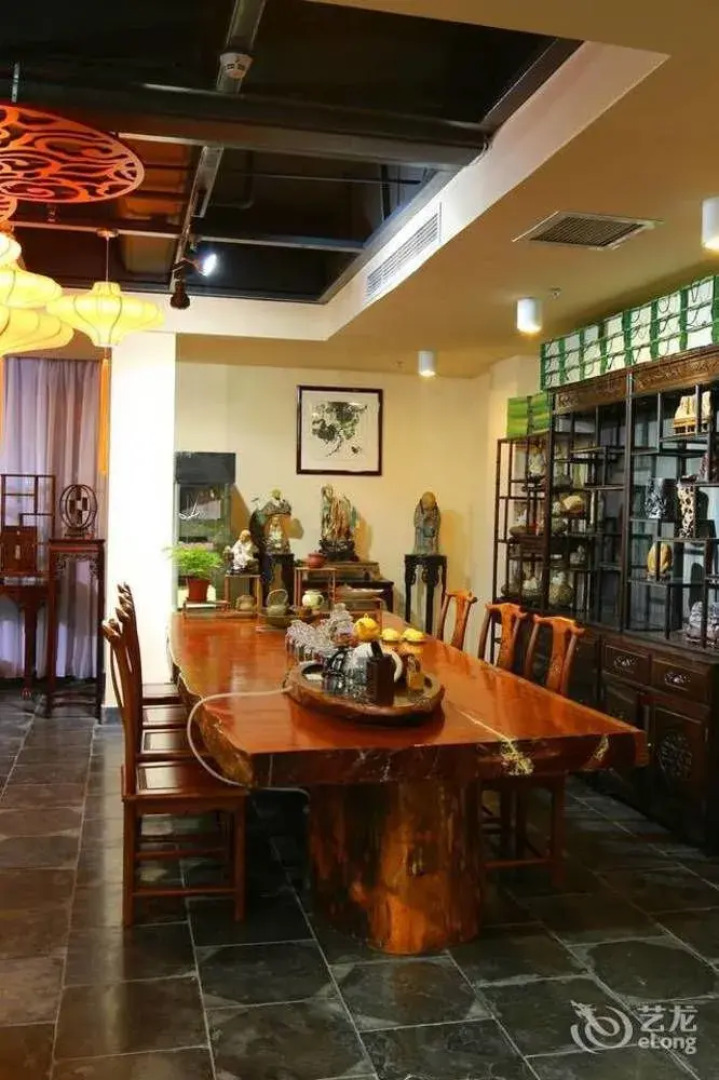 Qingdao Zhongyang Business Hotel