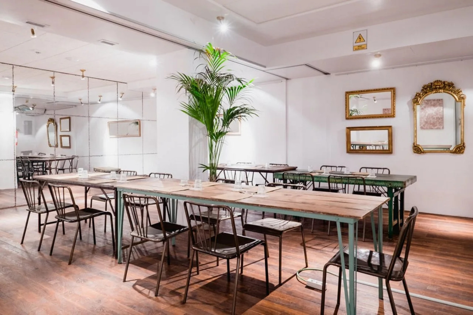 Casa Gracia Barcelona - Hostel