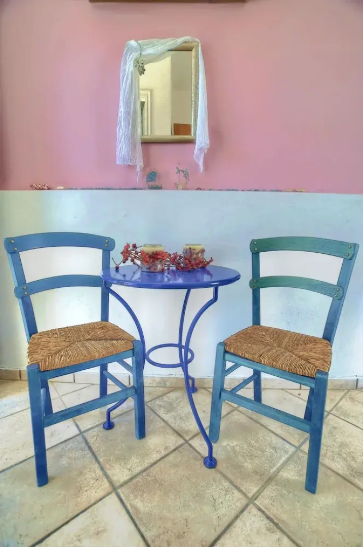 Manos Syros Rooms & Apartments